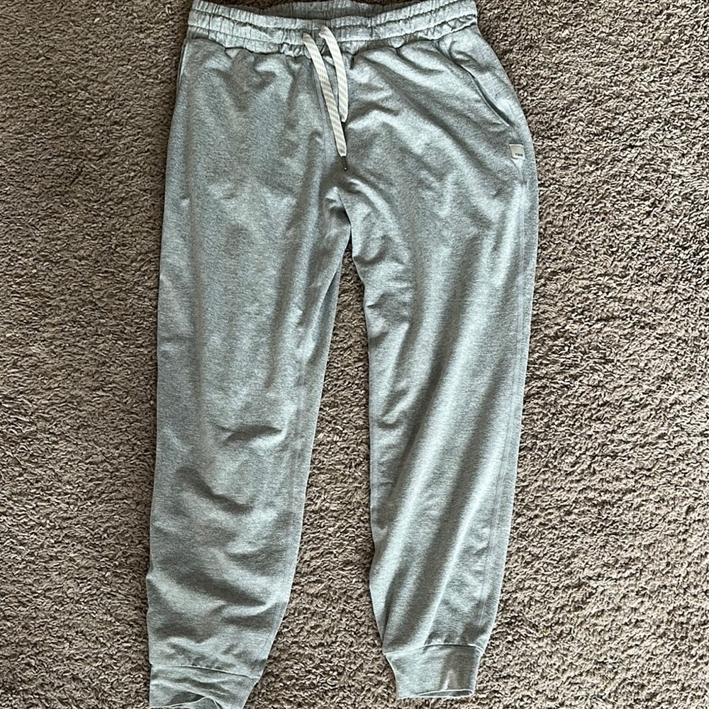 Vuori Jogger Pants